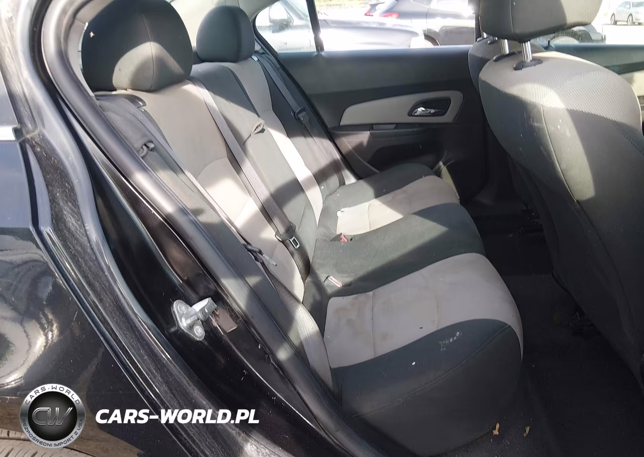 2012 Chevrolet Cruze Ls VIN:1G1PD5SH9C7136666 - 8