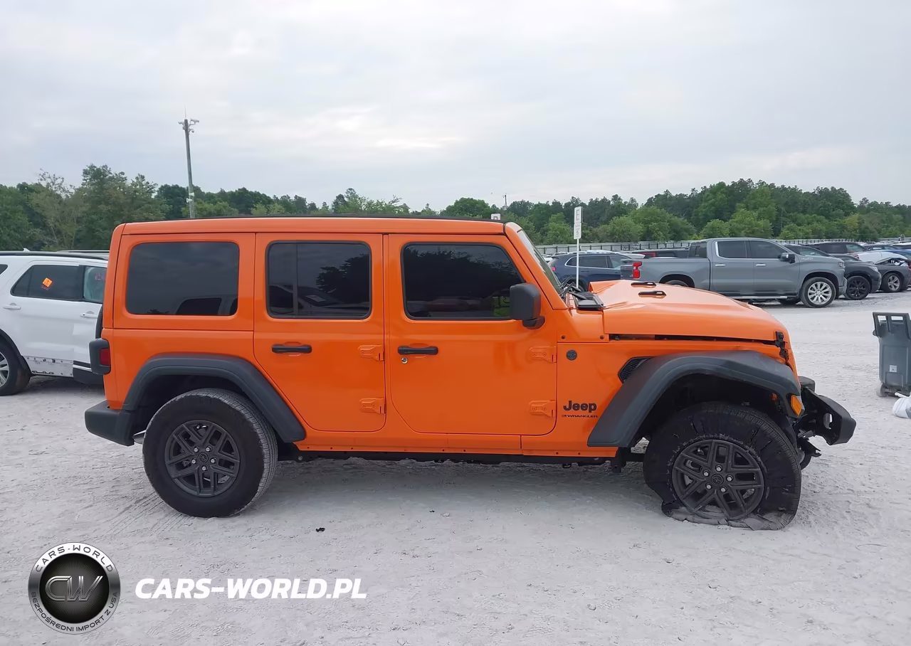 2025 Jeep Wrangler 4-Door Summit 4X4 VIN:1C4PJXDN9SW625488 - 13