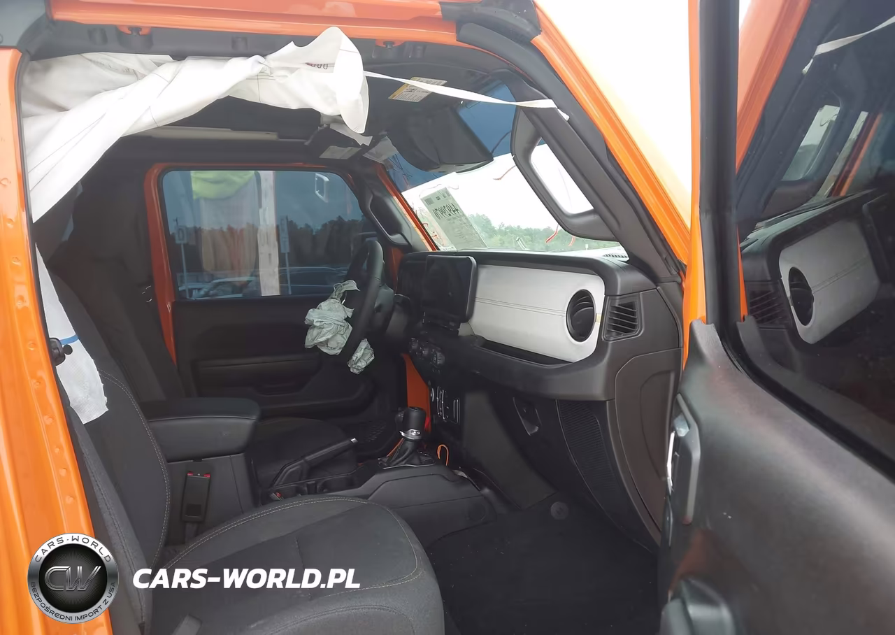 2025 Jeep Wrangler 4-Door Summit 4X4 VIN:1C4PJXDN9SW625488 - 5