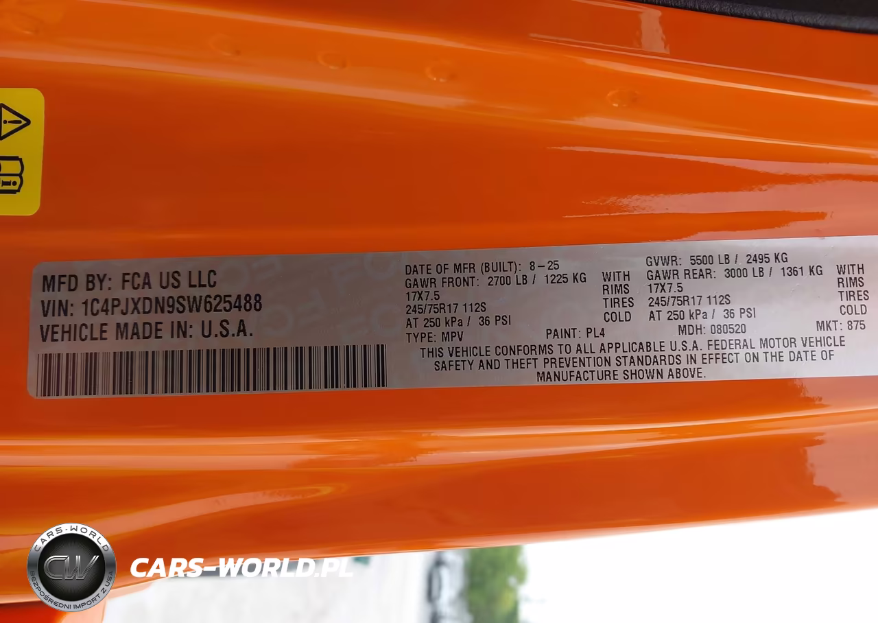 2025 Jeep Wrangler 4-Door Summit 4X4 VIN:1C4PJXDN9SW625488 - 9