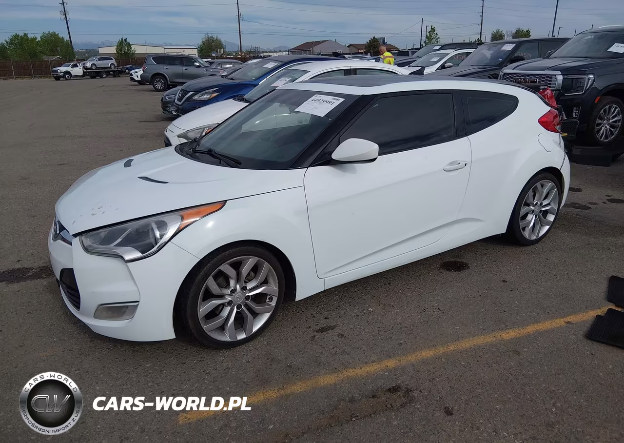 2012 Hyundai Veloster Base W-Red-Black VIN:KMHTC6AD5CU071731 - 2