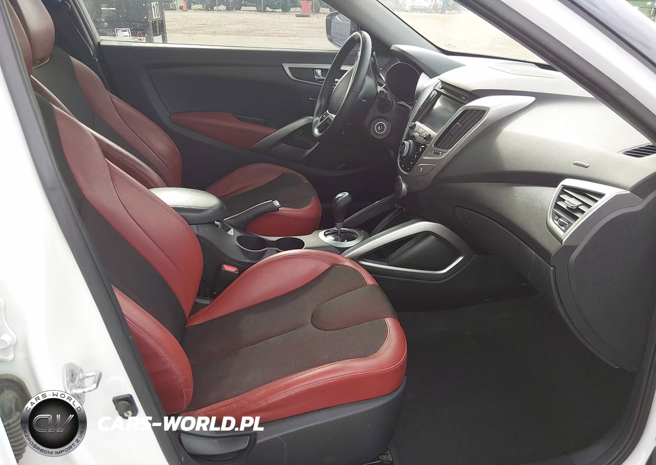 2012 Hyundai Veloster Base W-Red-Black VIN:KMHTC6AD5CU071731 - 5