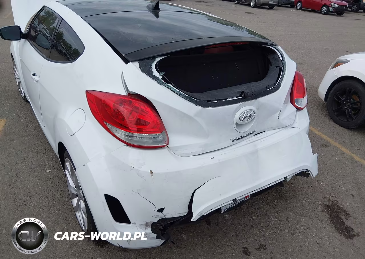 2012 Hyundai Veloster Base W-Red-Black VIN:KMHTC6AD5CU071731 - 6