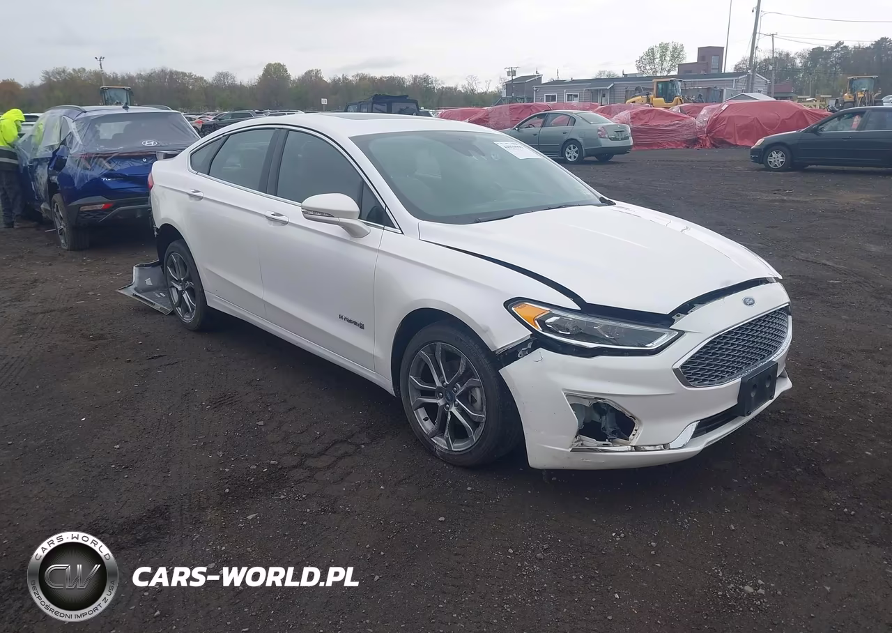 2019 Ford Fusion Hybrid Titanium