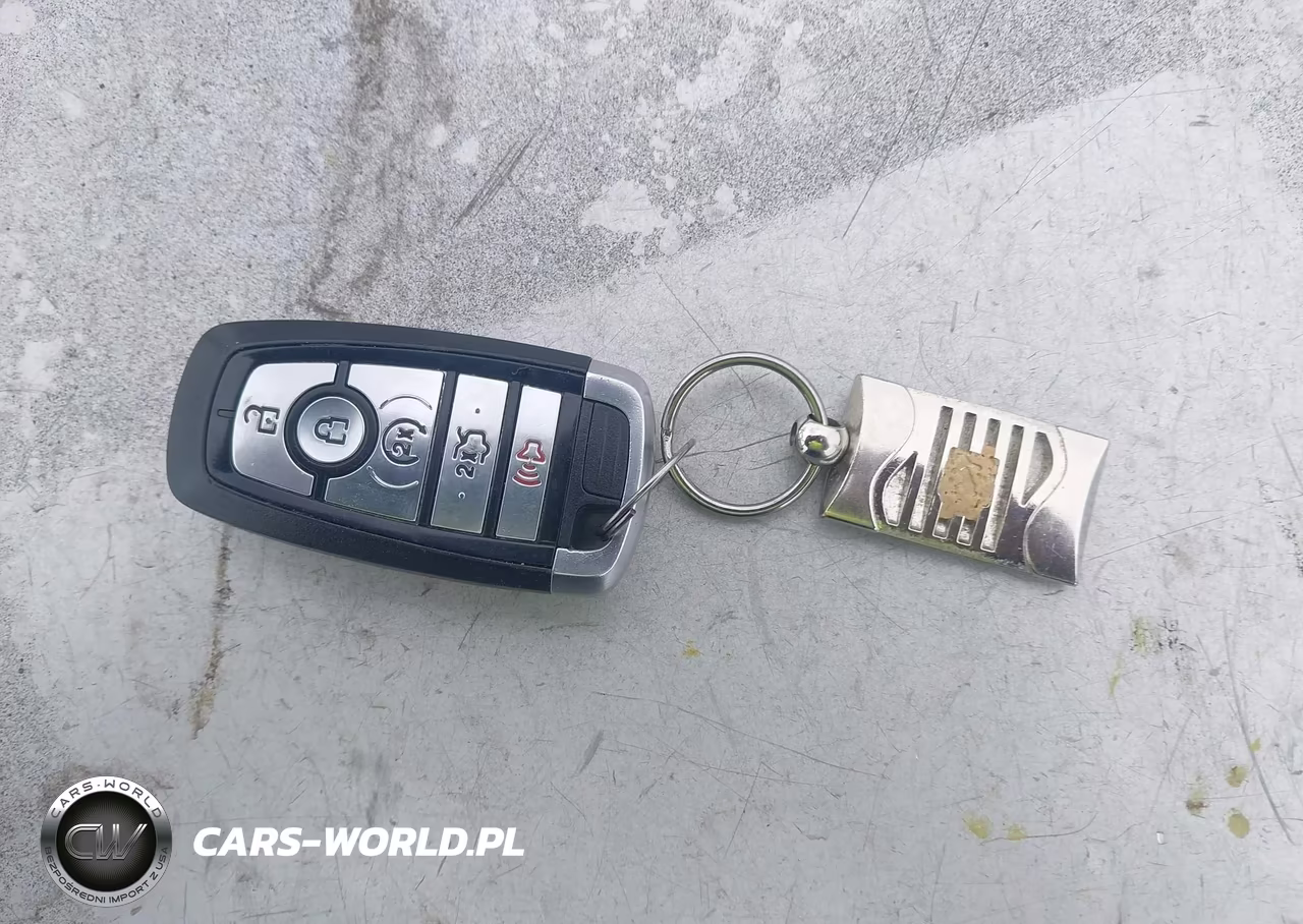 2019 Ford Fusion Hybrid Titanium VIN:3FA6P0RU9KR212786 - 11