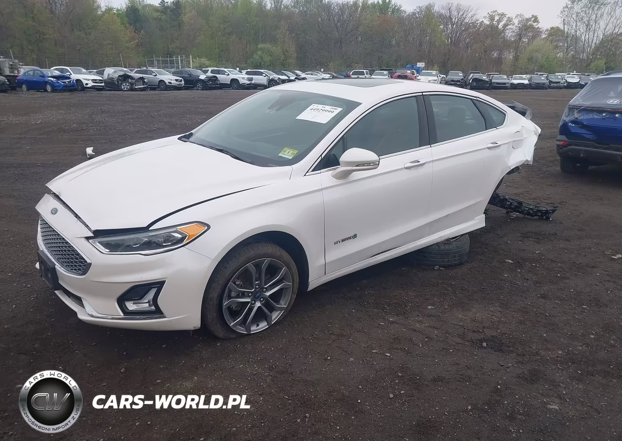 2019 Ford Fusion Hybrid Titanium VIN:3FA6P0RU9KR212786 - 2