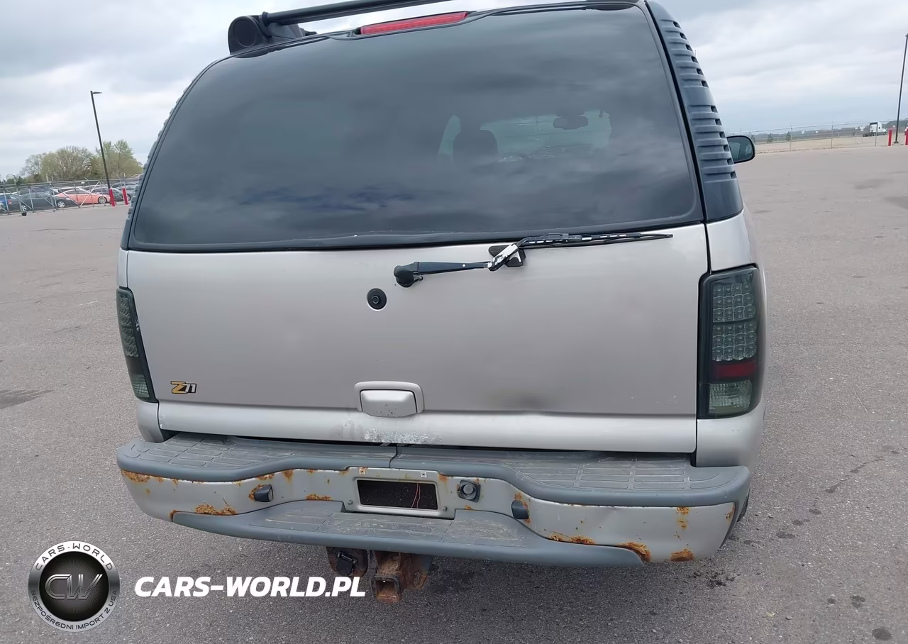 2004 Chevrolet Suburban 1500 Z71 VIN:3GNFK16Z14G132869 - 12