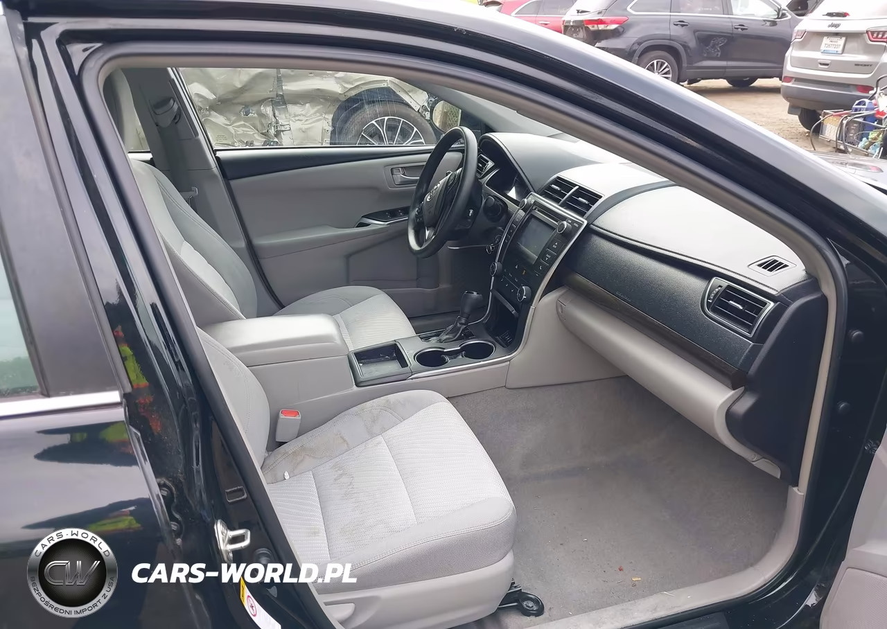 2017 Toyota Camry Le VIN:4T1BF1FKXHU779591 - 5