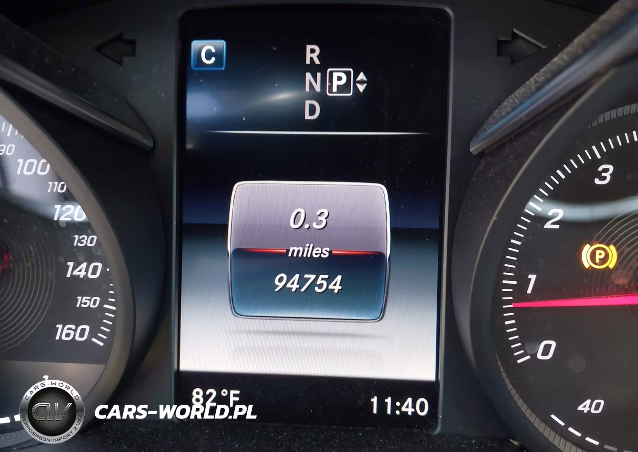 2015 Mercedes-Benz C 300 4Matic VIN:55SWF4KB7FU066522 - 16