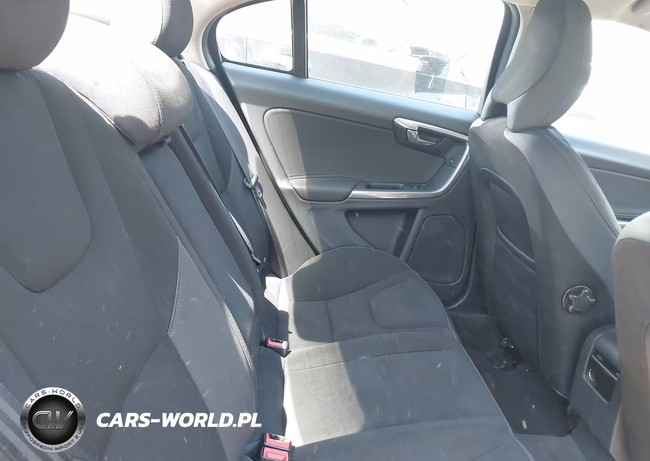 2013 Volvo S60 T5 VIN:YV1612FS8D2233592 - 8