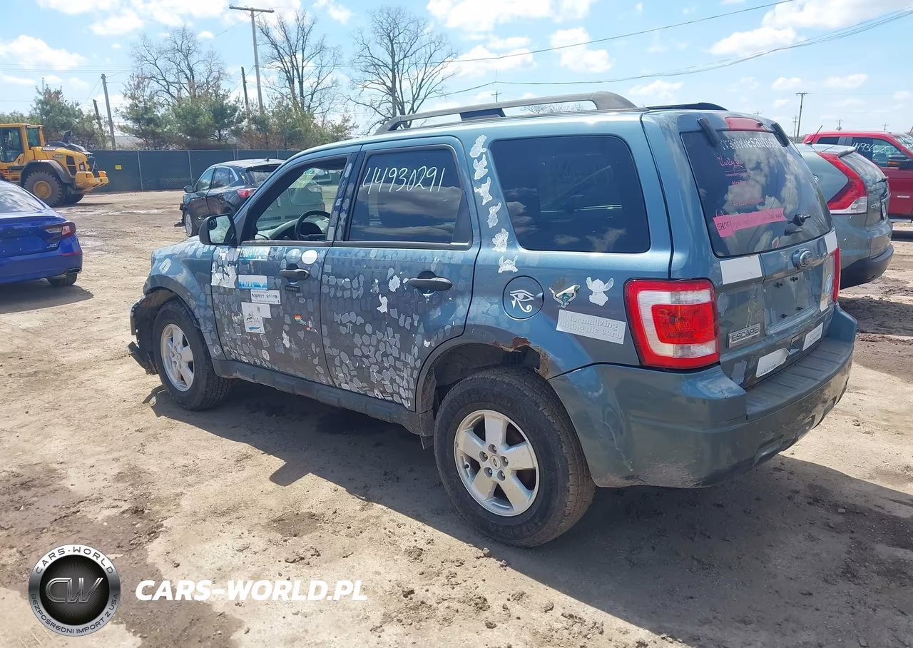 2011 Ford Escape Xlt VIN:1FMCU0D74BKC60686 - 3