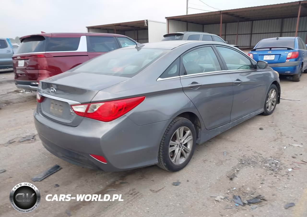 2014 Hyundai Sonata Gls VIN:5NPEB4AC4EH836579 - 4