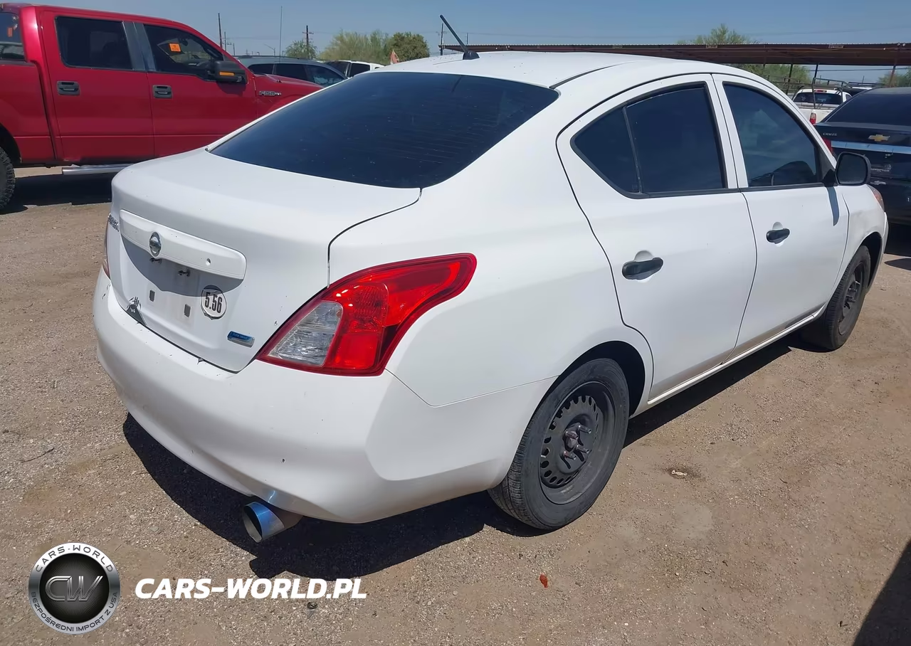 2014 Nissan Versa 1.6 S VIN:3N1CN7AP7EL843841 - 4