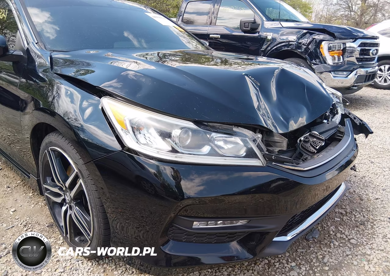 2017 Honda Accord Sport Se VIN:1HGCR2F18HA252603 - 17