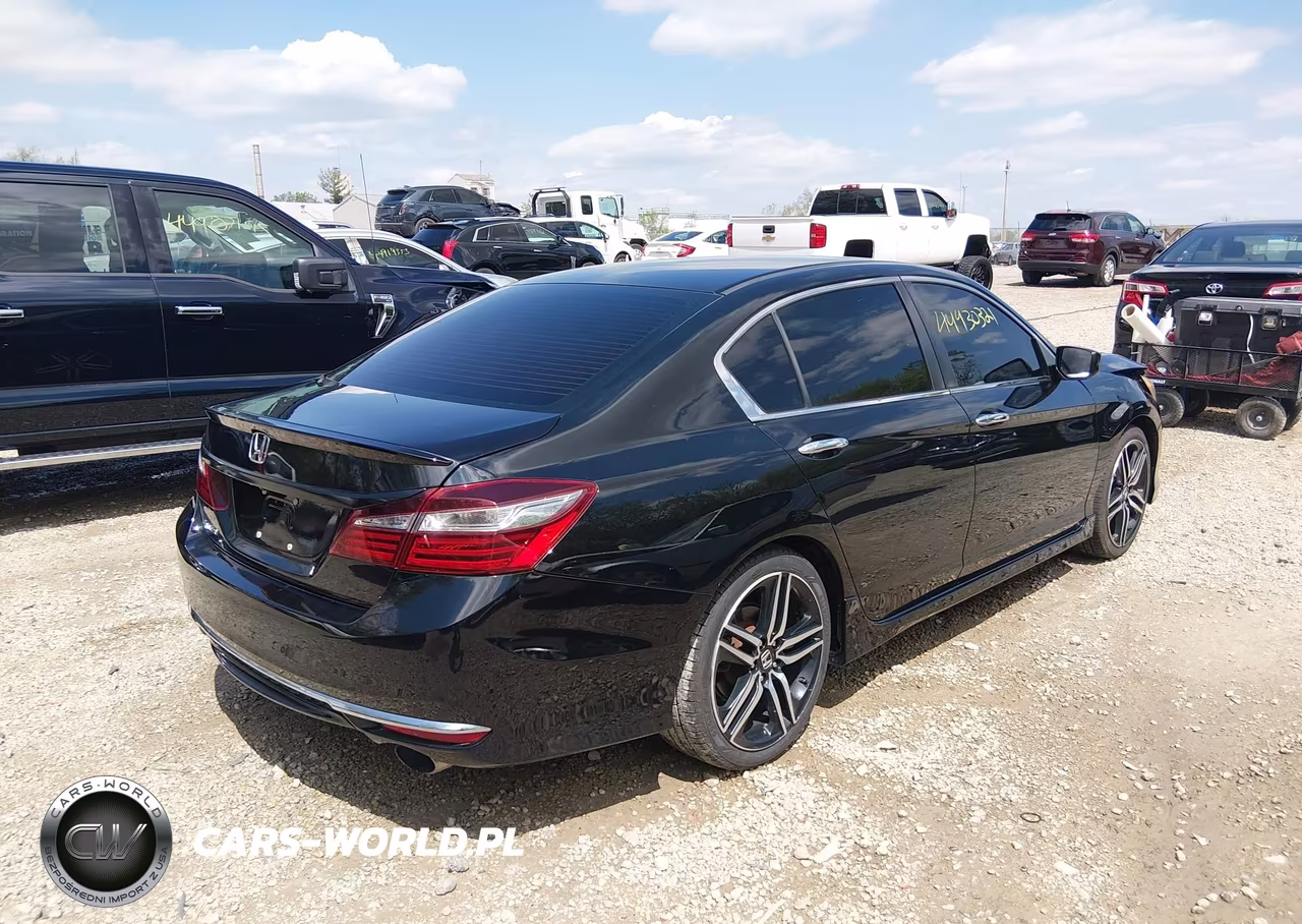 2017 Honda Accord Sport Se VIN:1HGCR2F18HA252603 - 4