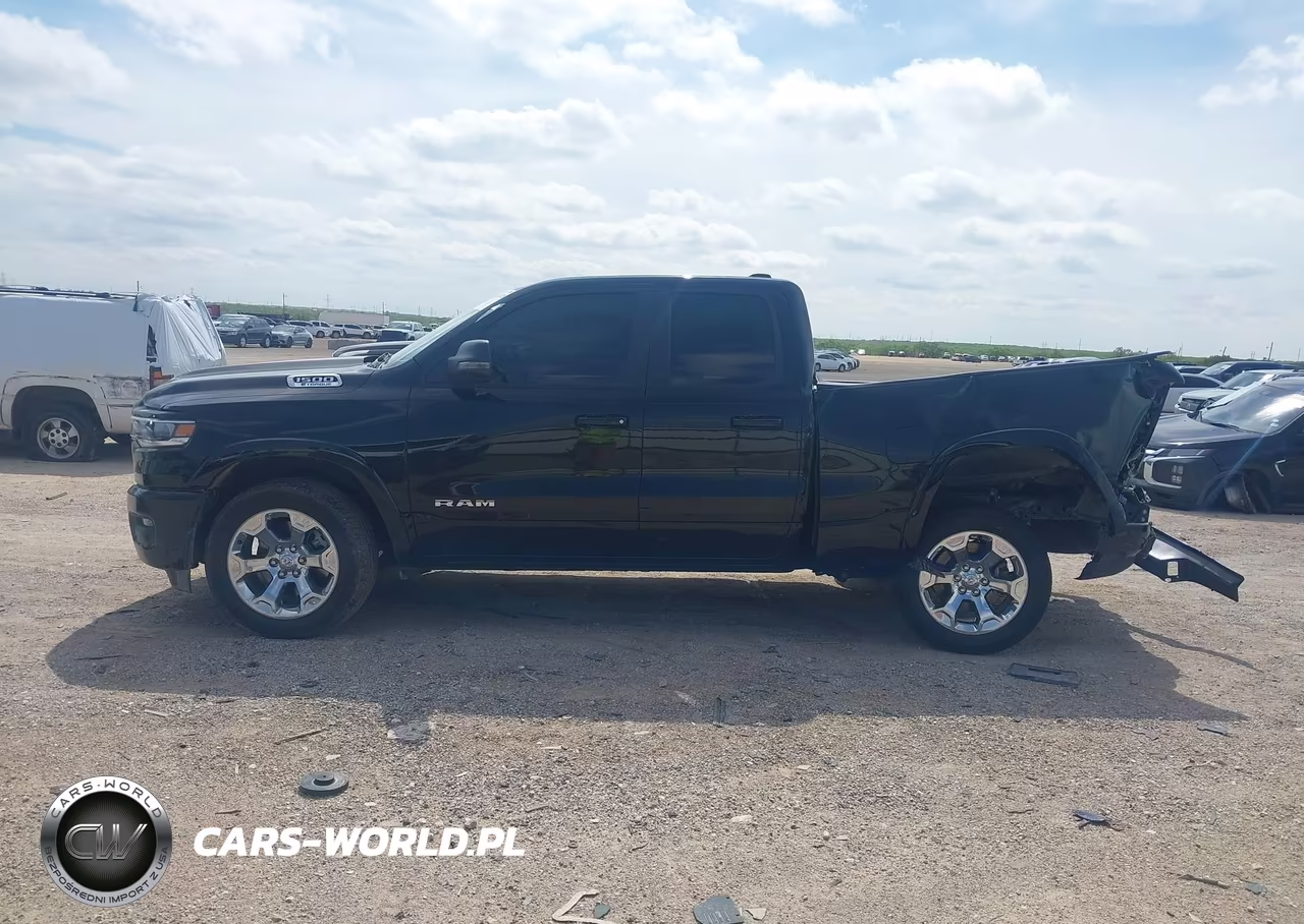 2025 Ram 1500 Big Horn 4X2 6'4 Box VIN:1C6RREBG0SN547643 - 15