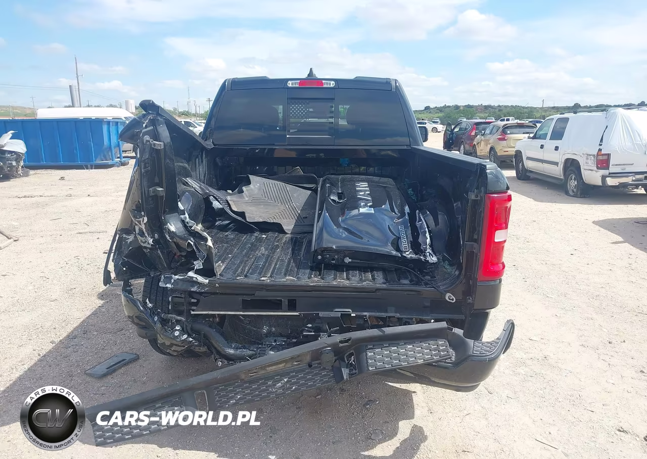 2025 Ram 1500 Big Horn 4X2 6'4 Box VIN:1C6RREBG0SN547643 - 17