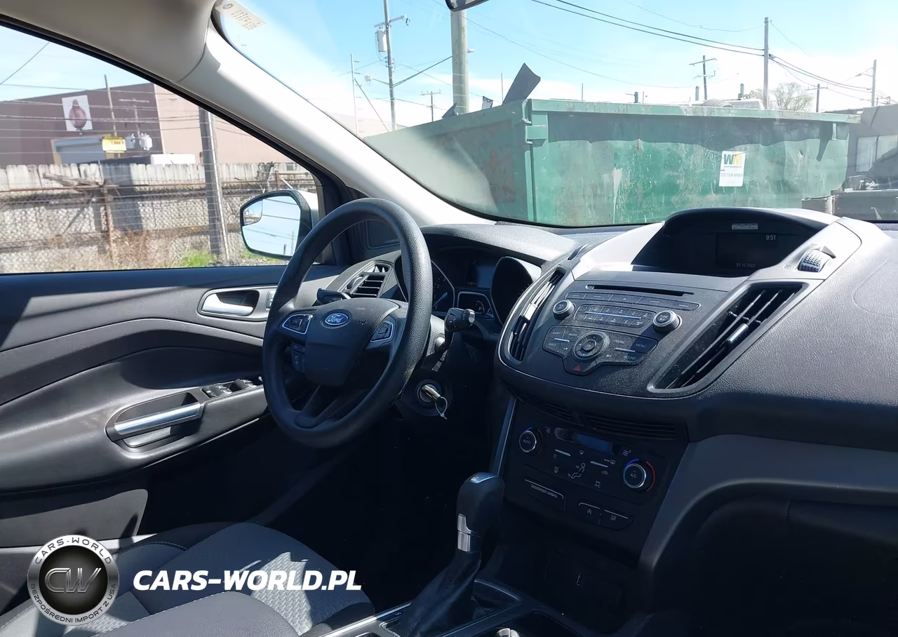 2017 Ford Escape Se VIN:1FMCU0GD0HUD17884 - 5