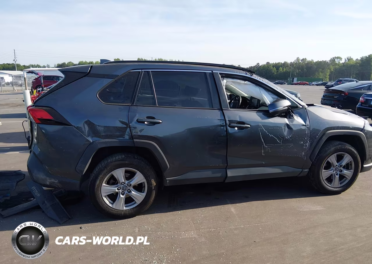 2020 Toyota Rav4 Xle VIN:2T3P1RFV9LC068205 - 12