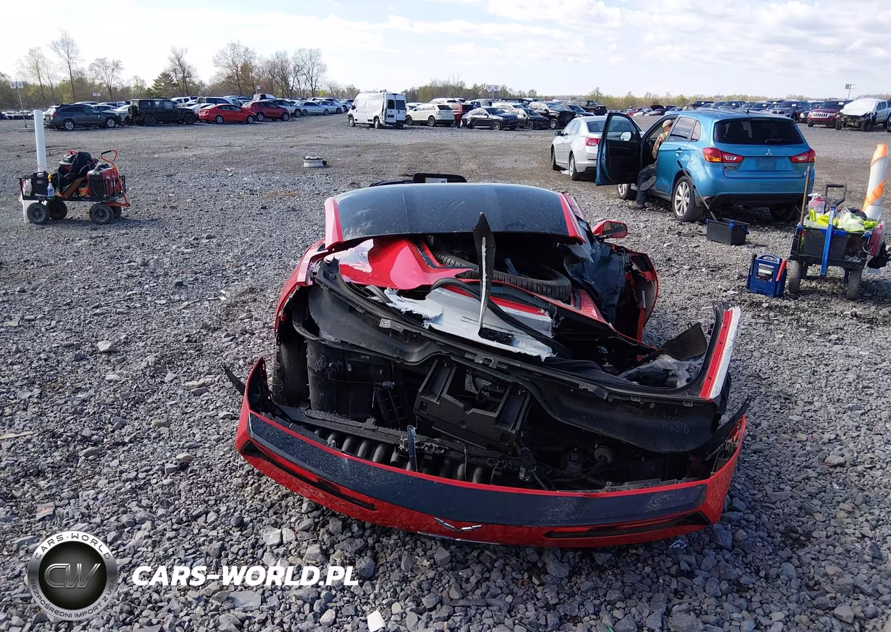 2014 Chevrolet Corvette Stingray VIN:1G1YE2D74E5118126 - 17