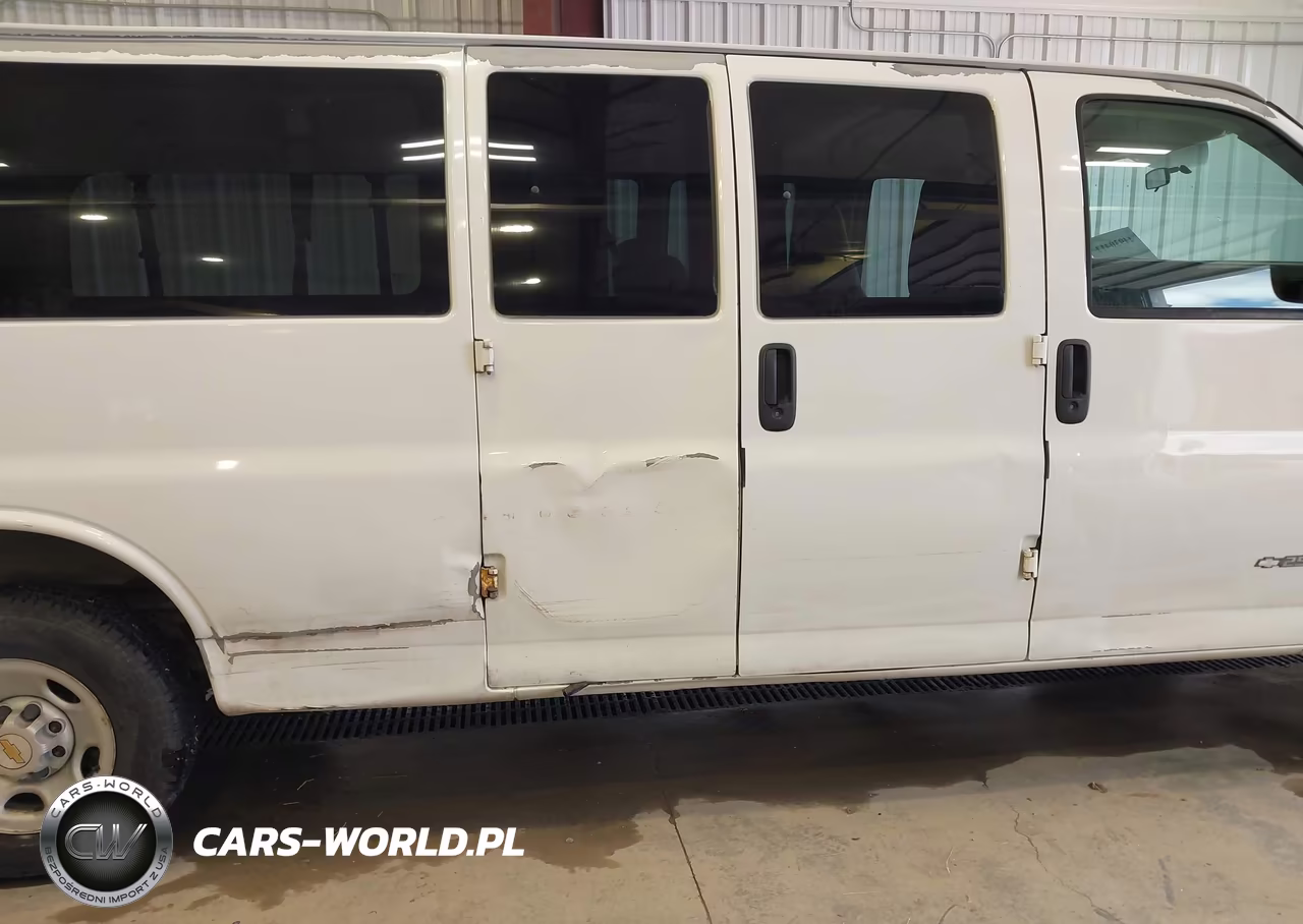 2003 Chevrolet Express VIN:1GAGG29U531124171 - 13