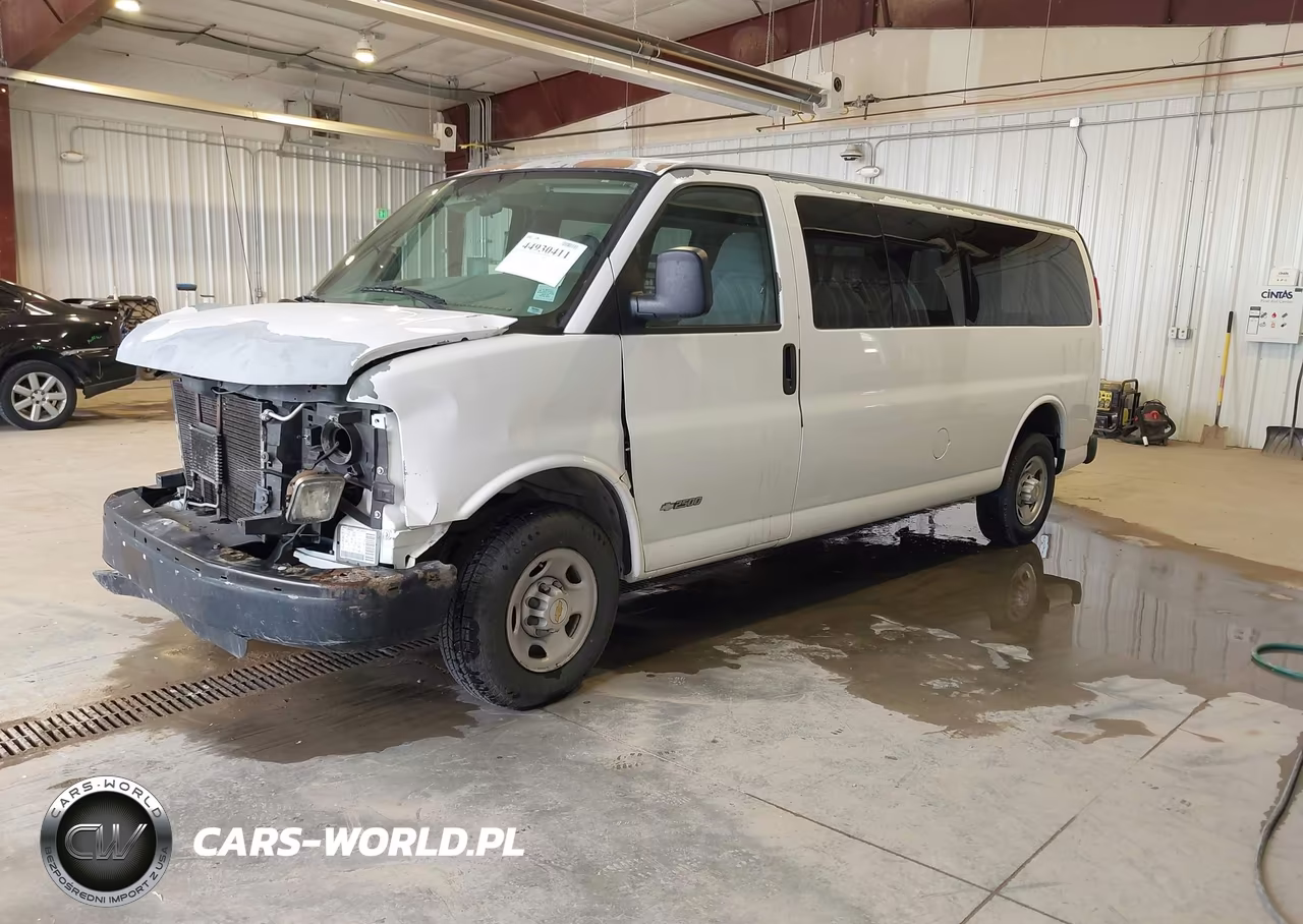2003 Chevrolet Express VIN:1GAGG29U531124171 - 2