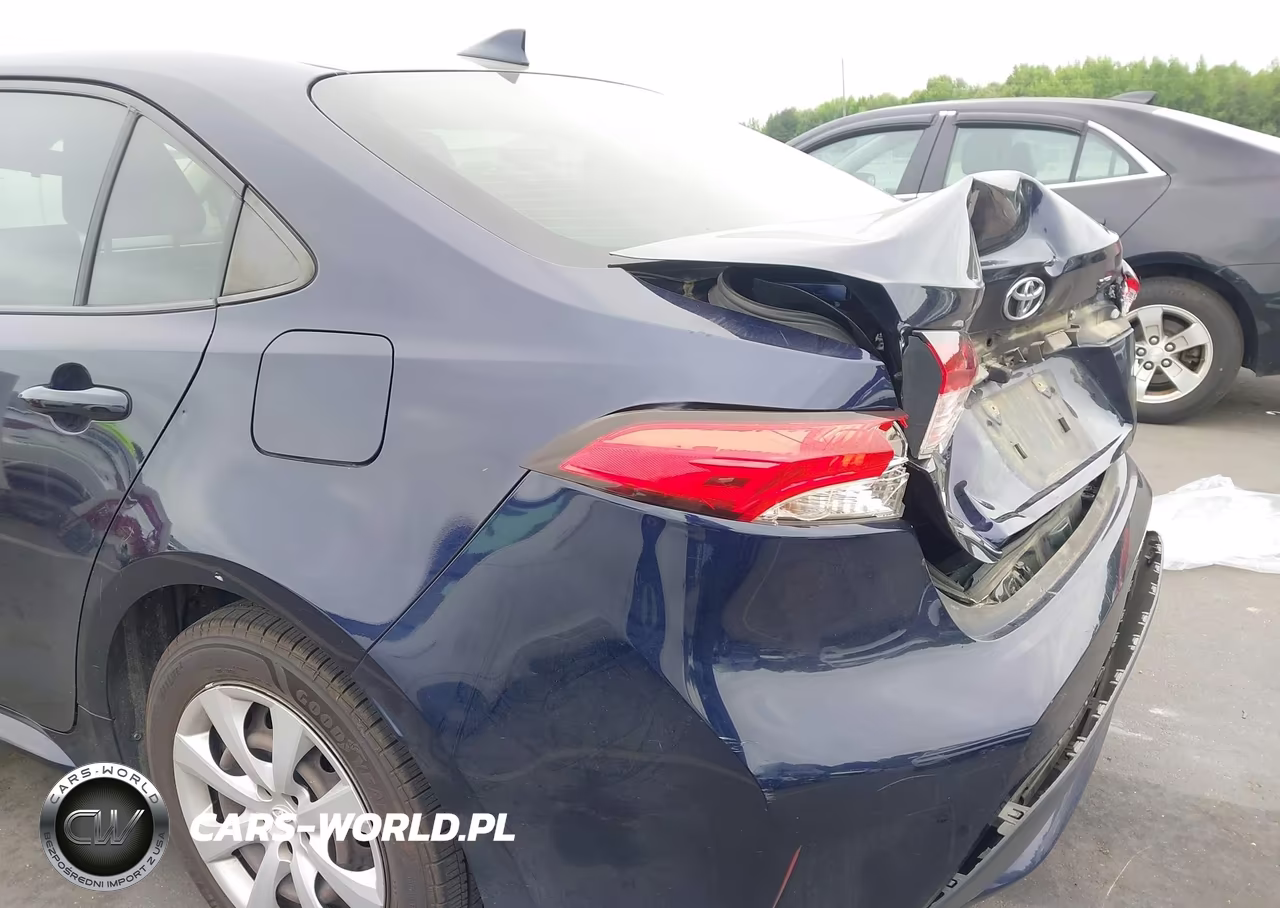 2021 Toyota Corolla Le VIN:JTDEPMAE1MJ174632 - 18