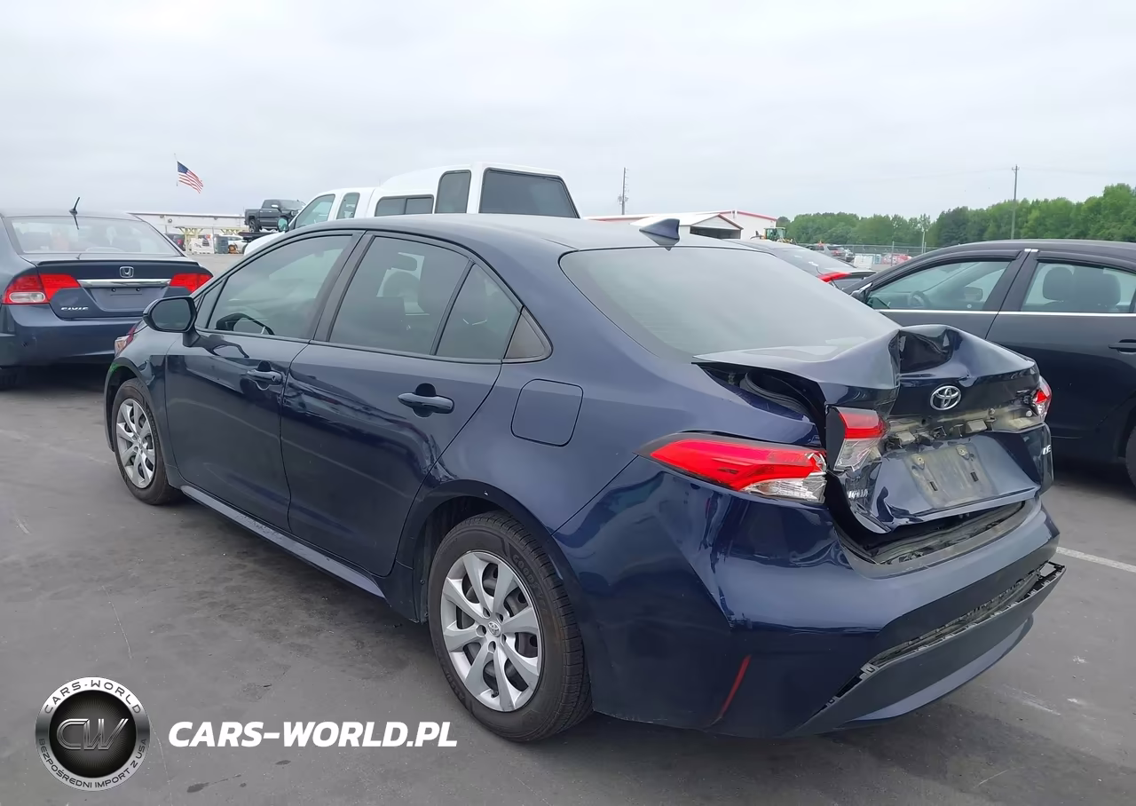 2021 Toyota Corolla Le VIN:JTDEPMAE1MJ174632 - 3