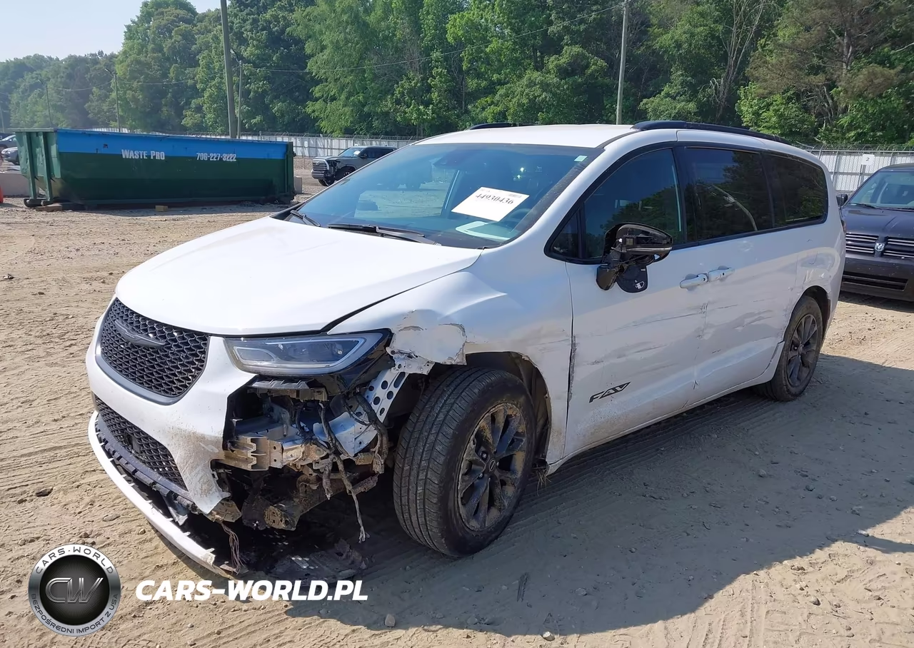 2025 Chrysler Pacifica Select VIN:2C4RC1BG0SR604848 - 6