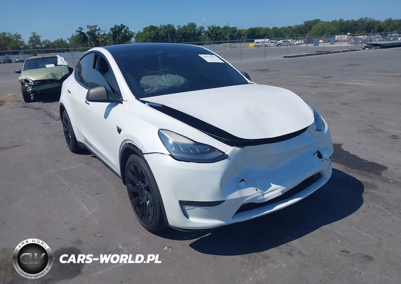 2021 Tesla Model Y Standard Range Rear-Wheel Drive – zdjęcie 1 z 16