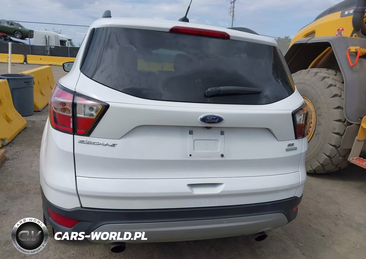 2018 Ford Escape Se VIN:1FMCU0GD3JUB28796 - 16