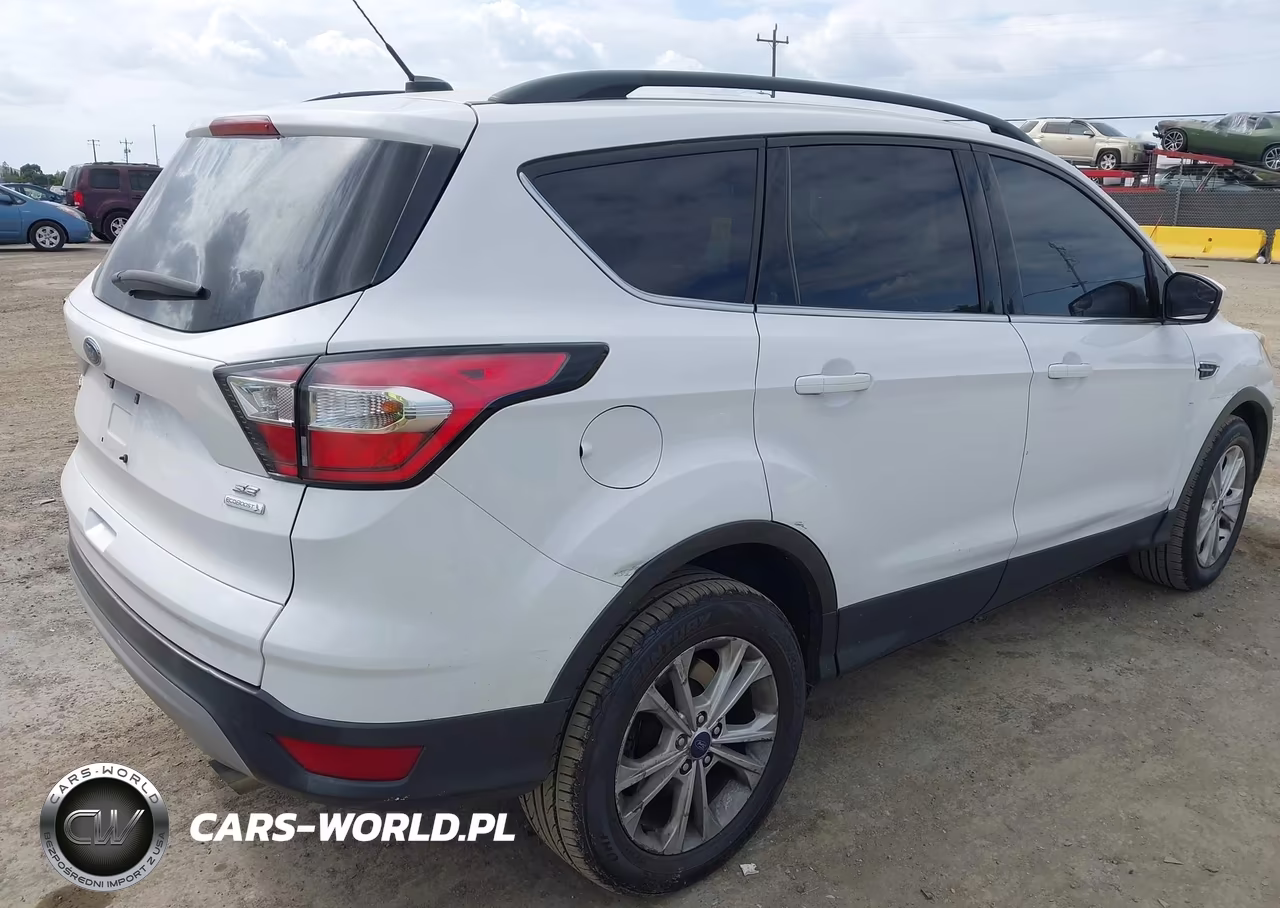 2018 Ford Escape Se VIN:1FMCU0GD3JUB28796 - 4