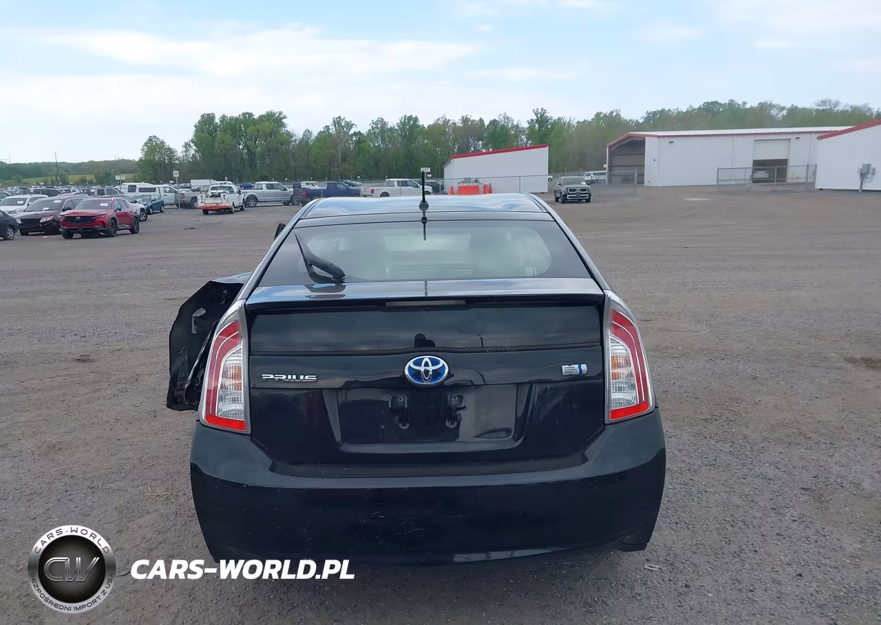 2012 Toyota Prius Two VIN:JTDKN3DU3C5485332 - 16