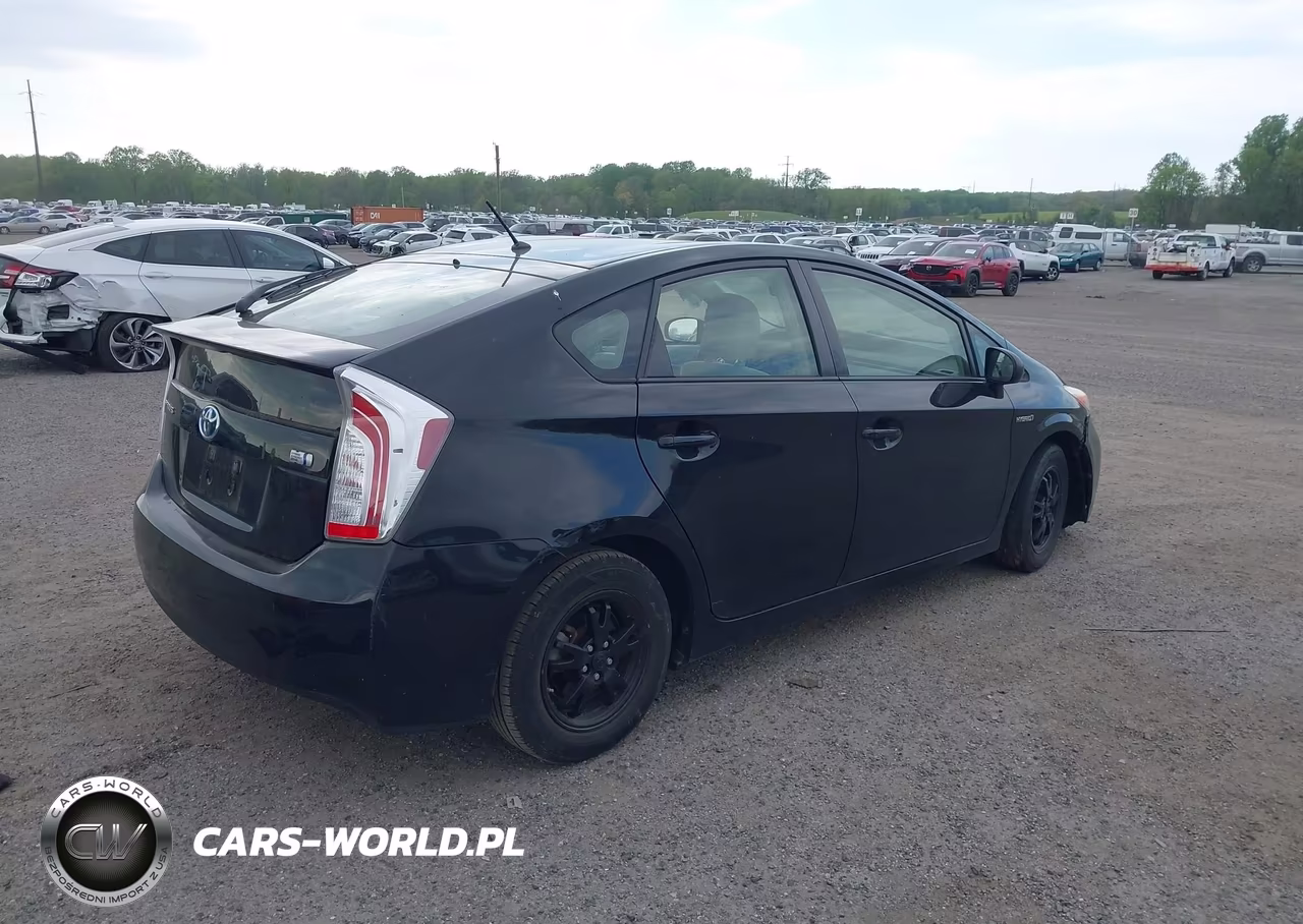 2012 Toyota Prius Two VIN:JTDKN3DU3C5485332 - 4