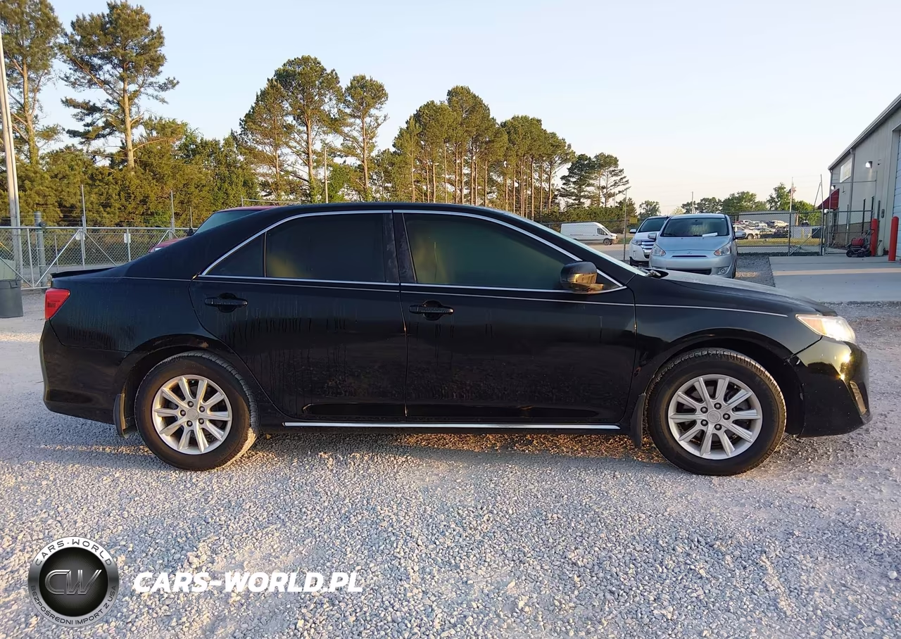2013 Toyota Camry Le VIN:4T1BF1FK3DU223231 - 13