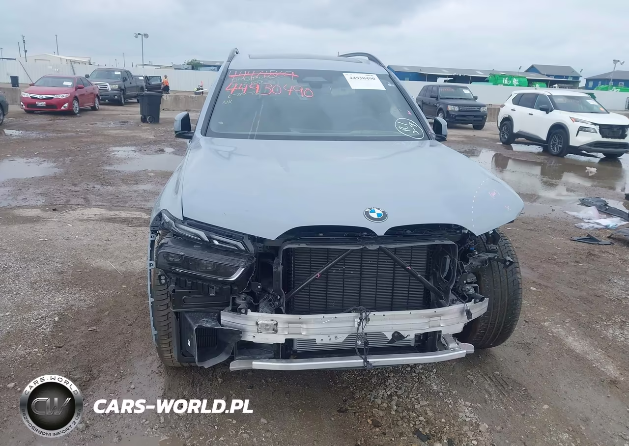 2026 BMW X7 xDrive40I VIN:5UX23EM06T9277757 - 13