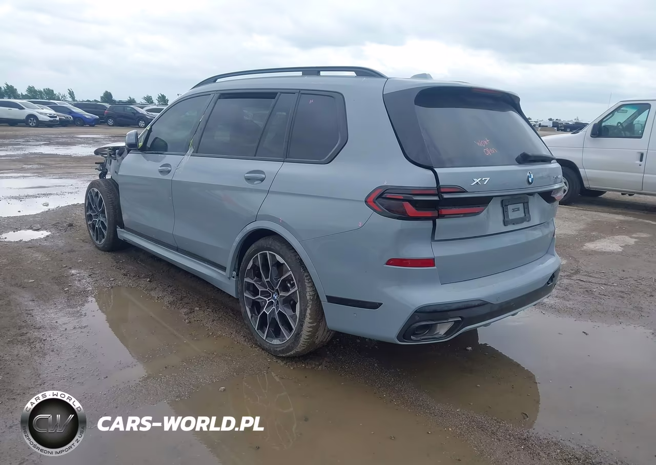 2026 BMW X7 xDrive40I VIN:5UX23EM06T9277757 - 3