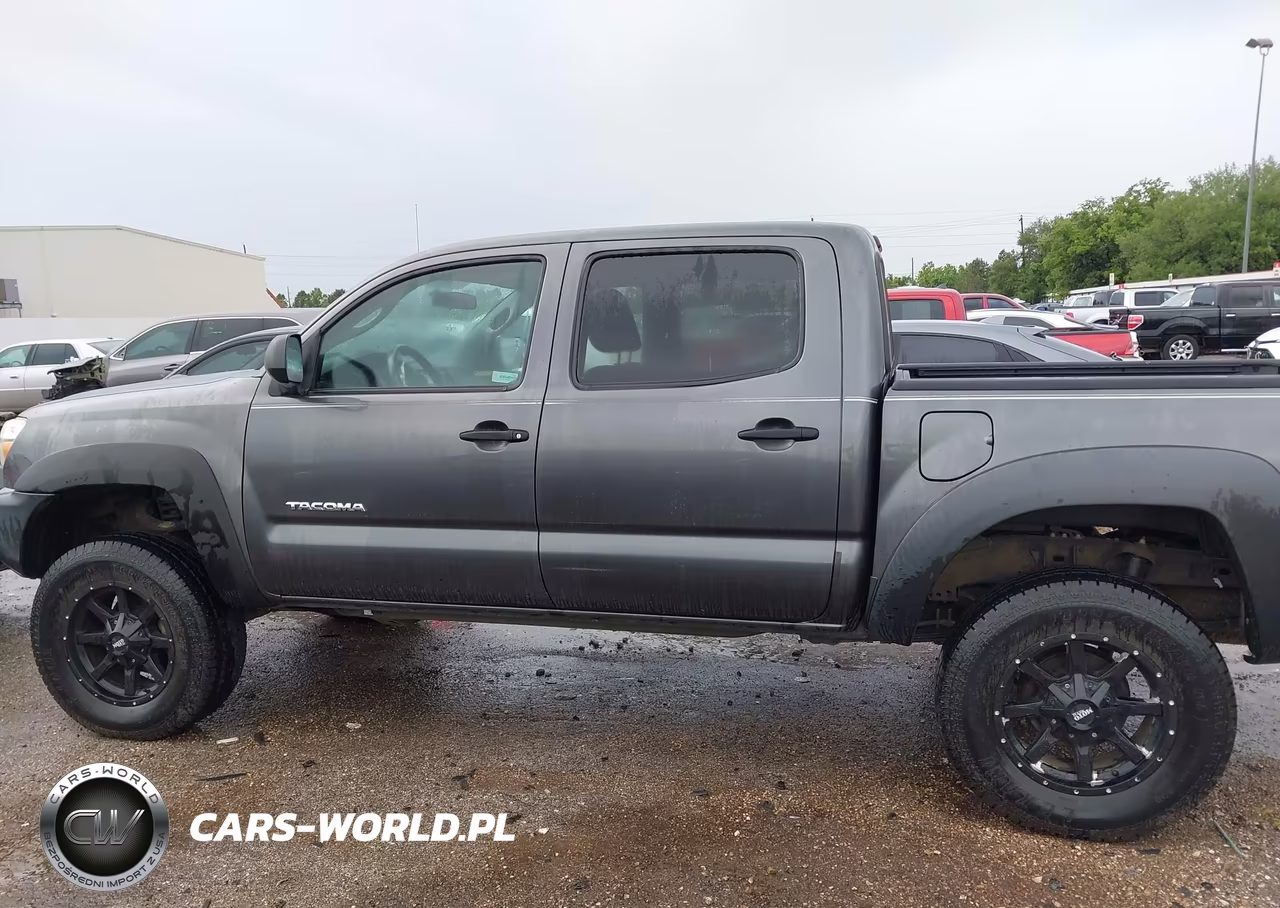 2014 Toyota Tacoma Base V6 VIN:3TMLU4EN3EM156180 - 14
