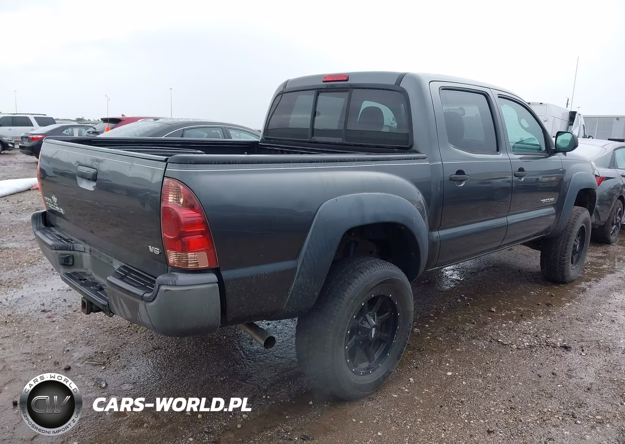 2014 Toyota Tacoma Base V6 VIN:3TMLU4EN3EM156180 - 4
