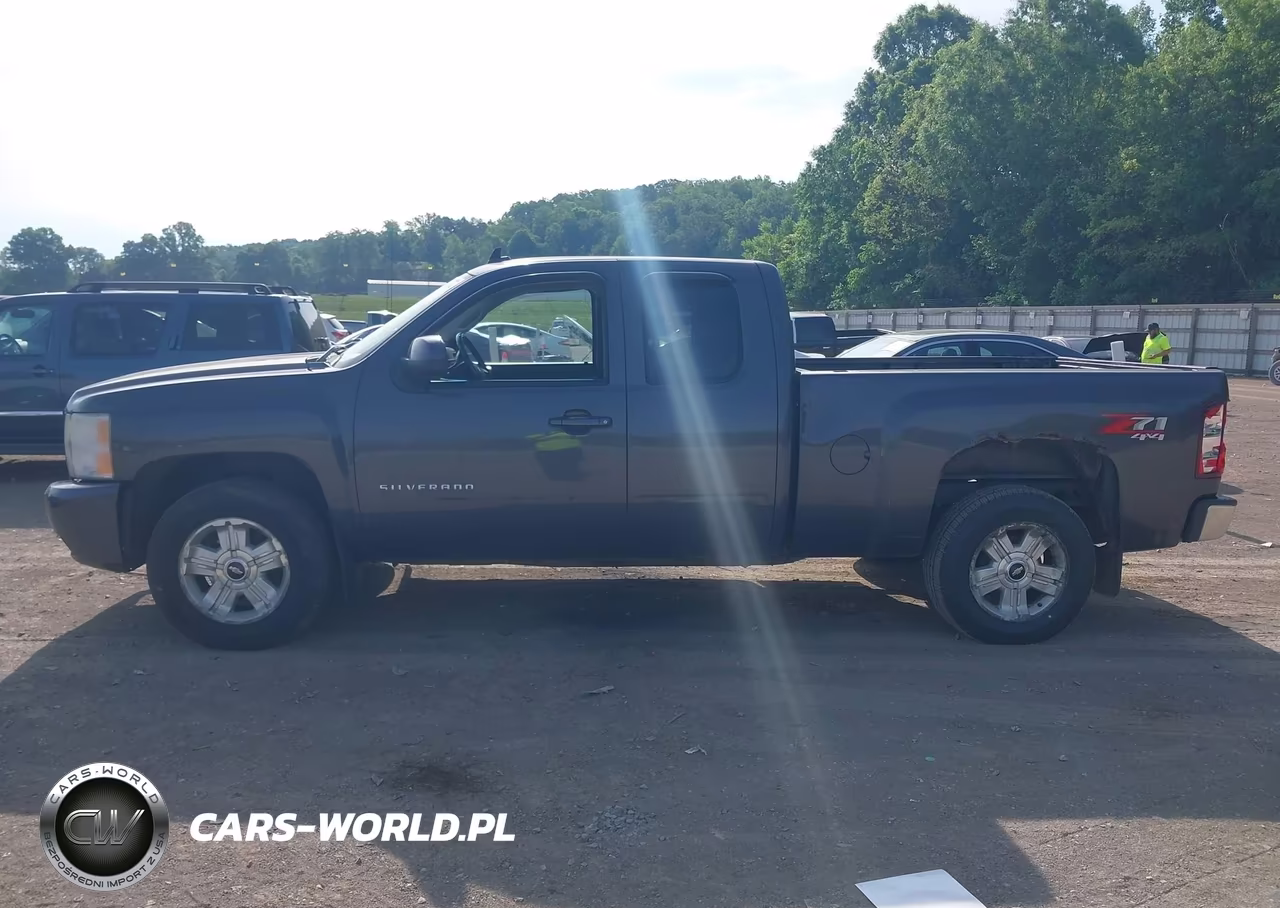2011 Chevrolet Silverado 1500 Lt VIN:1GCRKSE35BZ354014 - 14