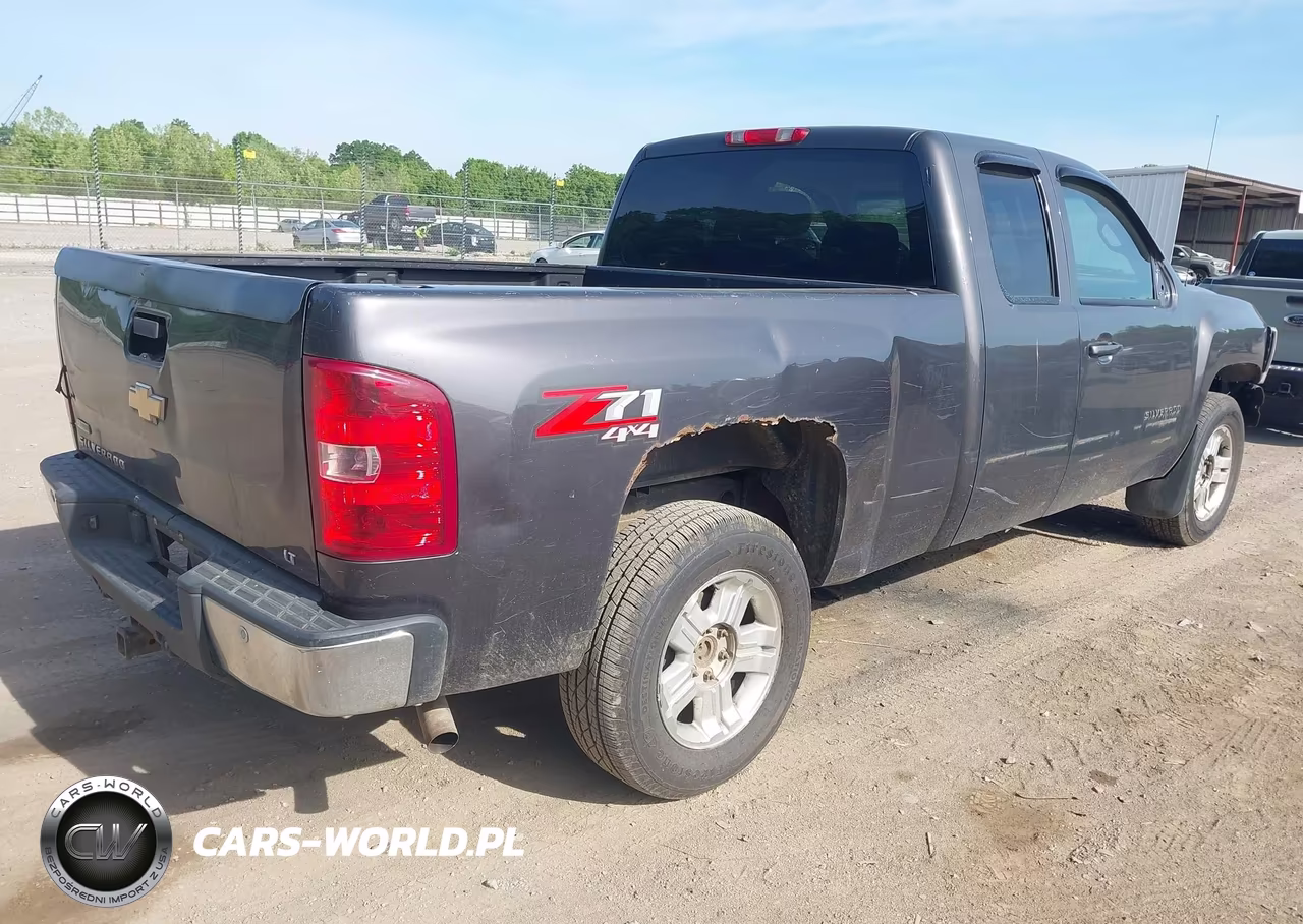 2011 Chevrolet Silverado 1500 Lt VIN:1GCRKSE35BZ354014 - 4