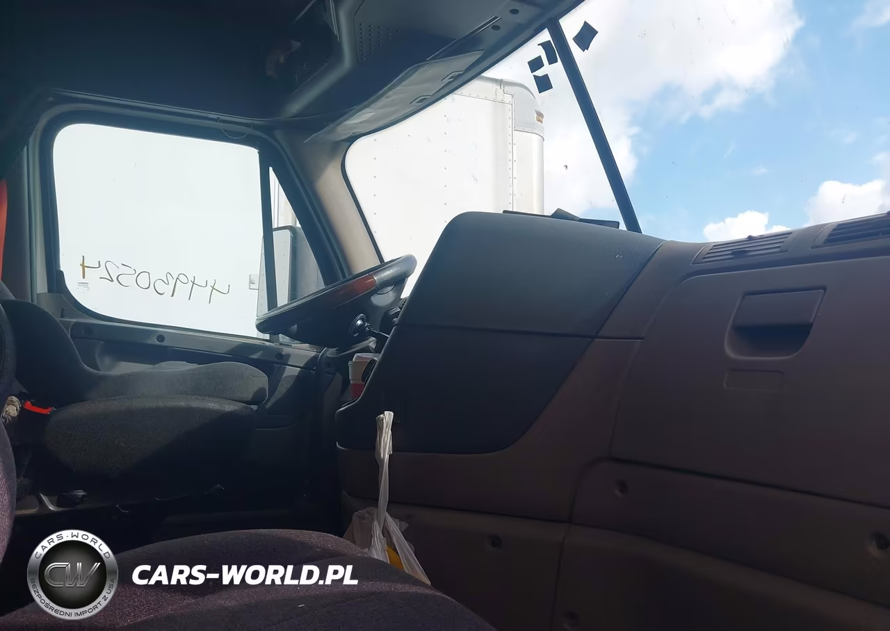 2016 Freightliner Cascadia 125 VIN:3AKJGLD51GSGU7359 - 7