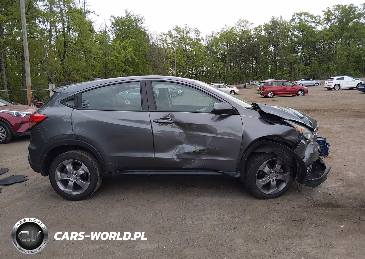 2018 Honda Hr-V Lx VIN:3CZRU5H39JM711390 - 13