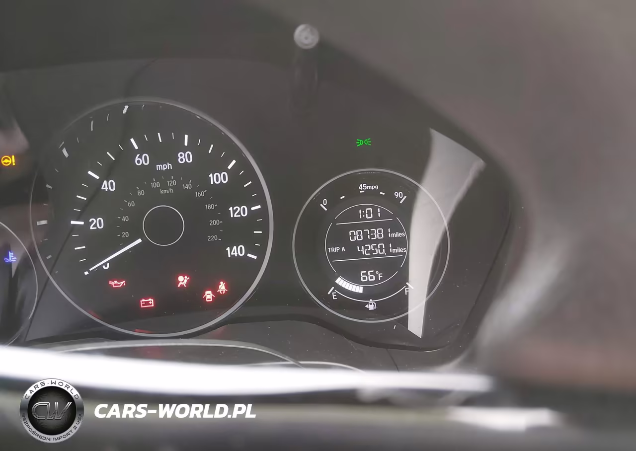2018 Honda Hr-V Lx VIN:3CZRU5H39JM711390 - 7