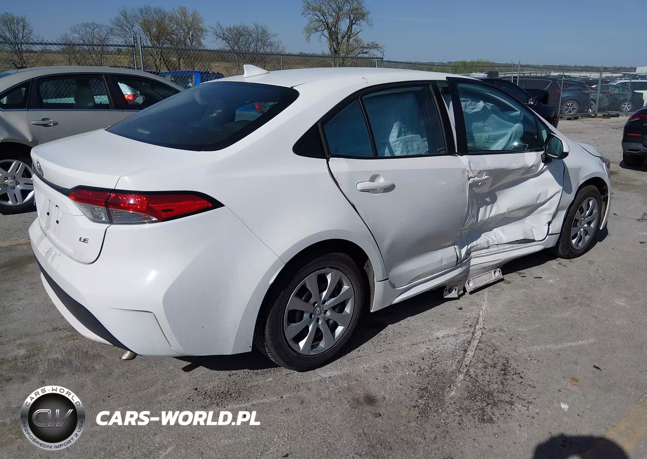 2022 Toyota Corolla Le VIN:5YFEPMAE0NP288134 - 4