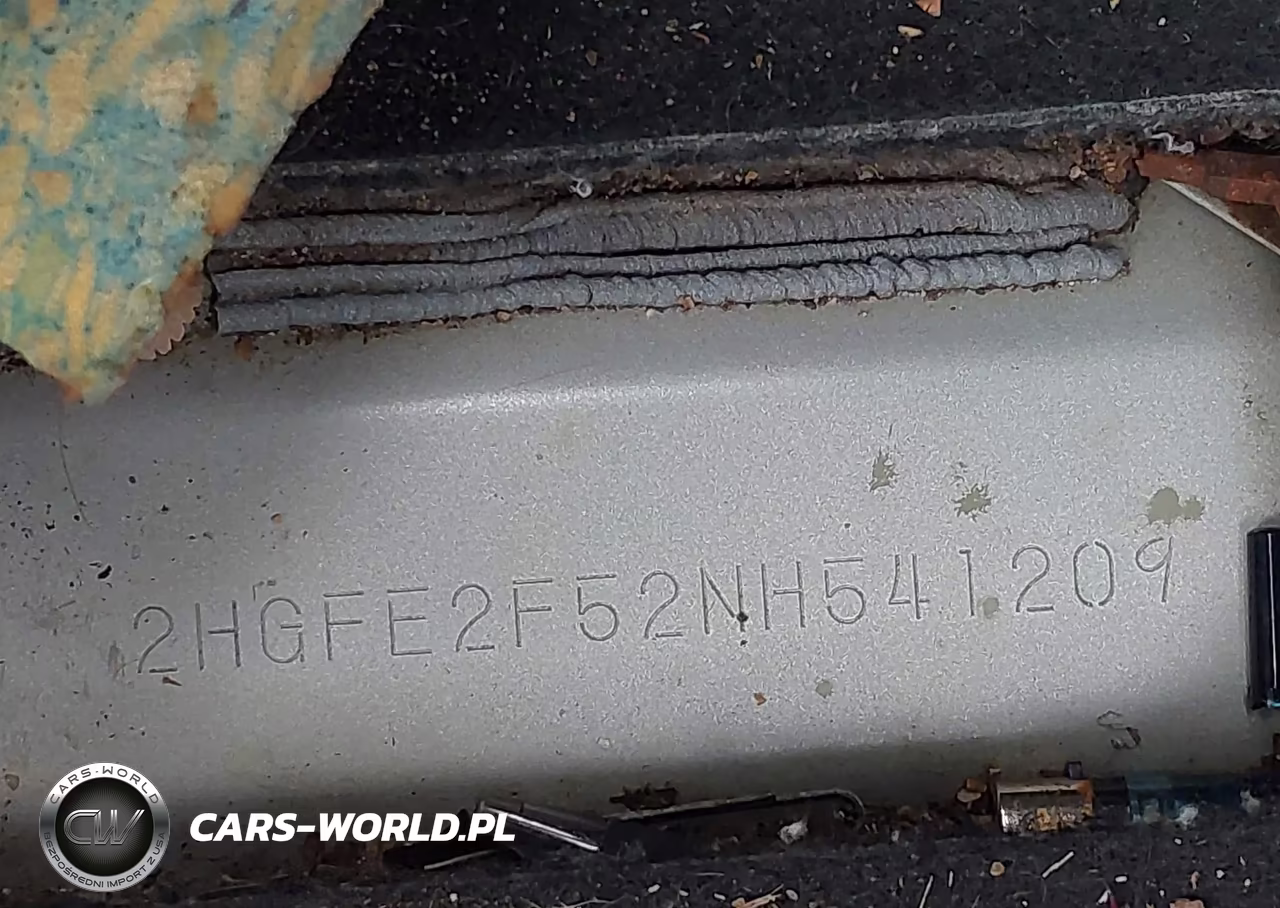 2022 Honda Civic Sport VIN:2HGFE2F52NH541209 - 19