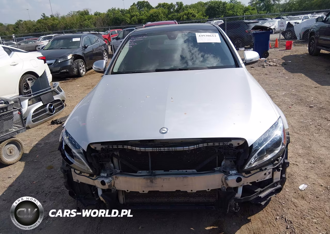 2017 Mercedes-Benz C 300 4Matic VIN:55SWF4KB5HU211561 - 13