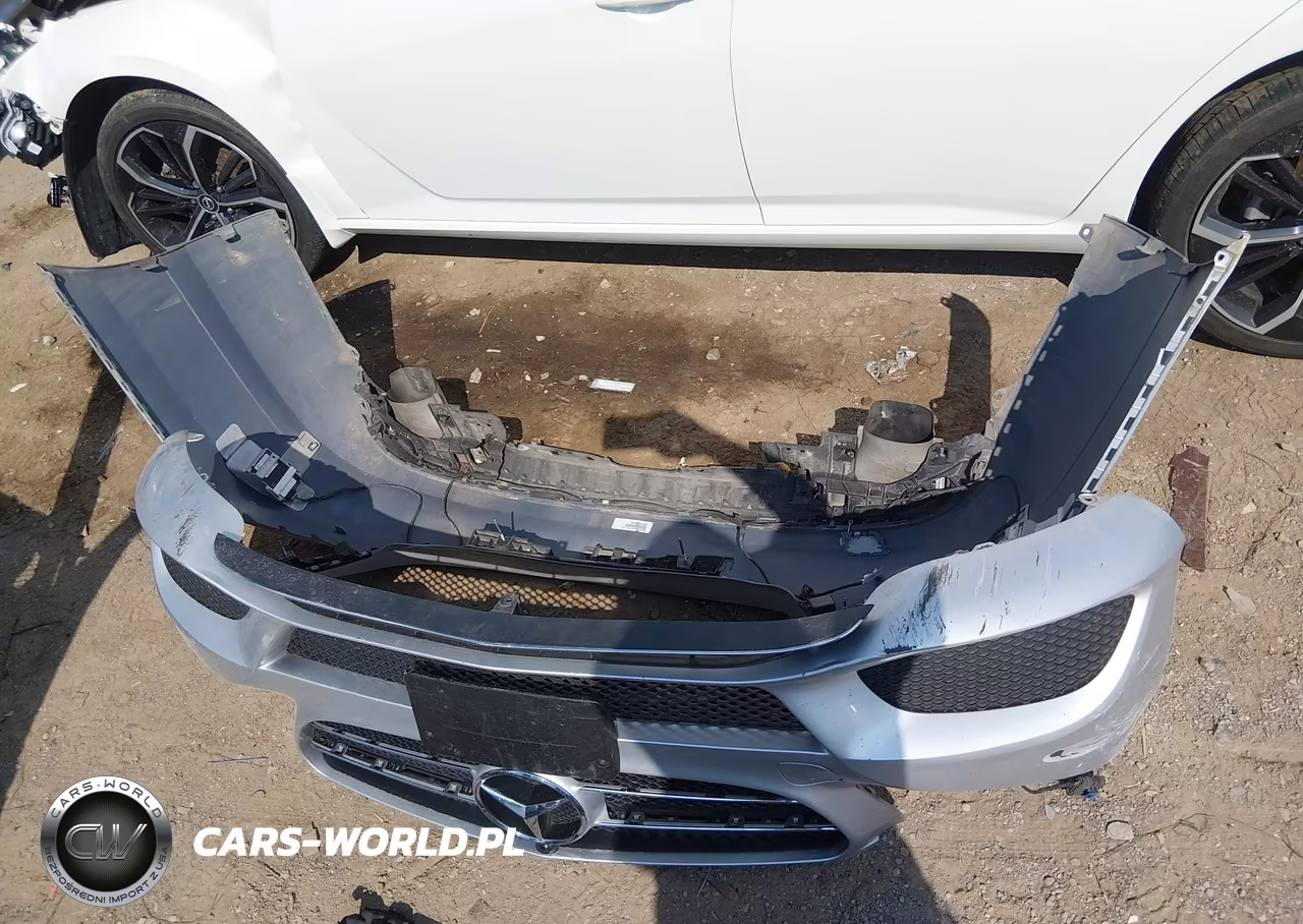 2017 Mercedes-Benz C 300 4Matic VIN:55SWF4KB5HU211561 - 18