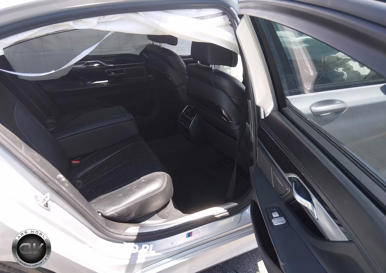 2017 BMW 740I VIN:WBA7E2C54HG739150 - 8