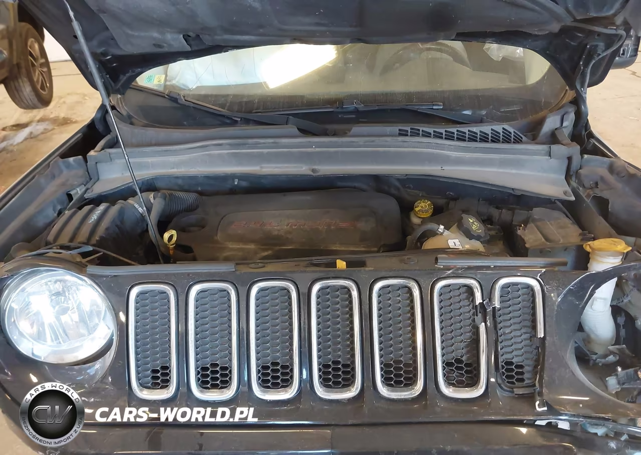 2015 Jeep Renegade Latitude VIN:ZACCJBBTXFPB89952 - 10